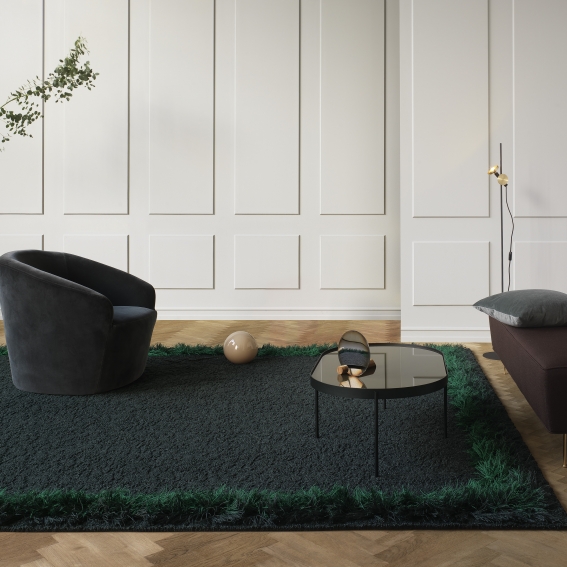 green rug